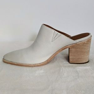 Frye Mules Flynn Leather White Pointed Toe 9.5